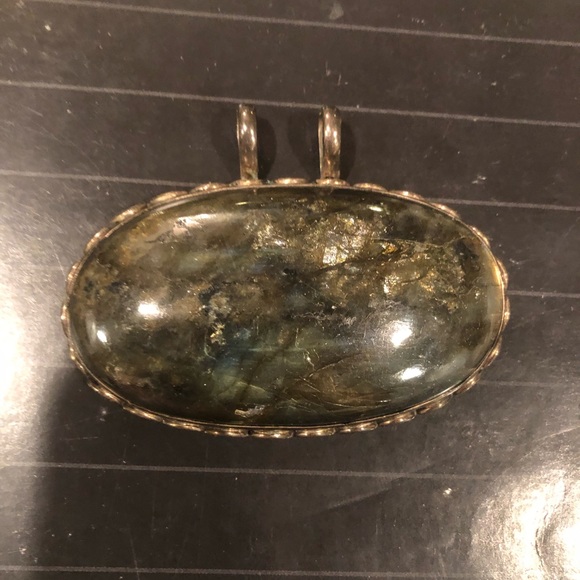 Labradorite Large Pendant - Picture 1 of 4